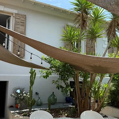 Jolie Maison Nicoise 滨海卡涅